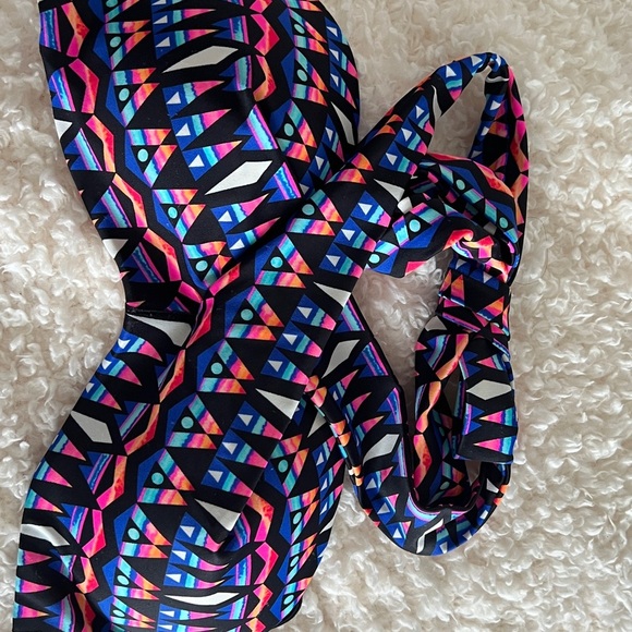Blue and pink multi way bikini top - Picture 2 of 8